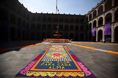 For Mexico's Doctors, An Especially Mournful Day Of The Dead