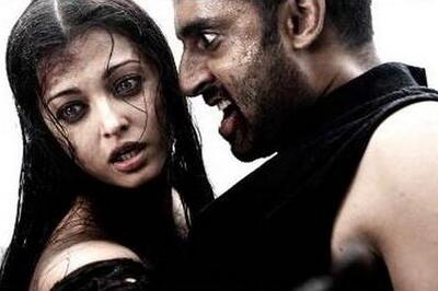 Mani Ratnam's 'Raavan' faces trouble in Karnataka