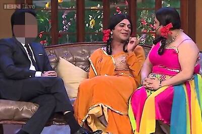 Quick Quiz: Can you identify these celebrities with Gutthi on the sets of 'Comedy Nights With Kapil'