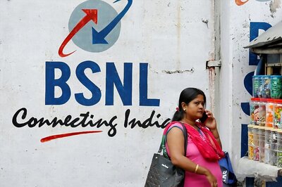 BSNL Mulls Biz Continuity Measures Amid VRS Plan Rollout, Talks on With DoT