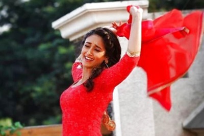 Ileana D'cruz's 'Killer Workouts' Have Made Her Arms Sore