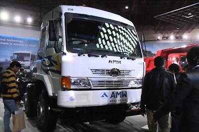 Auto Expo 2012: AMW shows a bus and two new trucks
