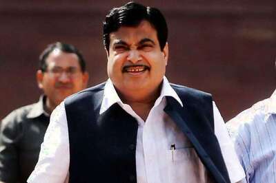 SCI to scout for second-hand LNG carriers: Nitin Gadkari