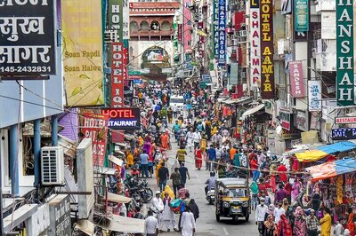 Restrictions Eased in Kerala, Extended in Parts of Maha Including Pune; Check Full List of Guidelines Across States