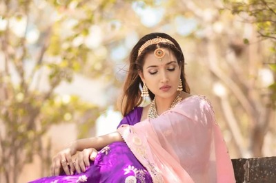 Aai Kuthe Kay Karte’s Rupali Bhosle Stuns Fans With Her Ethnic Ensemble