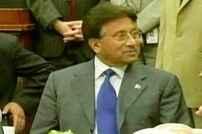 Musharraf to contest polls, FB fans want him back