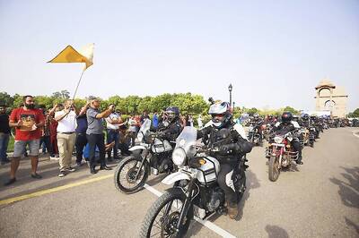 Royal Enfield Himalayan Odyssey 2017 Flagged Off From India Gate