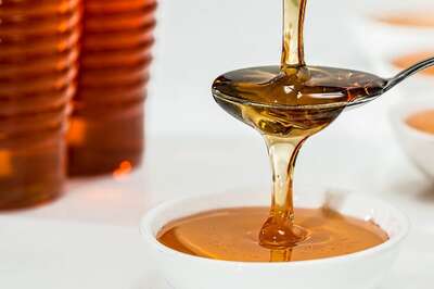 Can Diabetics Eat Honey? Expert Weighs In
