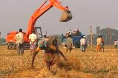 Left intellectuals slam SEZ policy