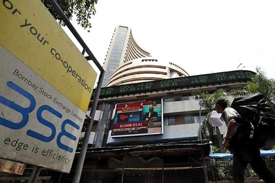 Sensex Ends 196 Points Lower on Weak Global Cues
