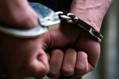 Mumbai Woman Sexually Assaulted on Moving Local Train, Accused Held After 8 Hours