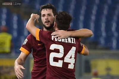 Remarkable Destro goal upstages Totti, Juventus win again