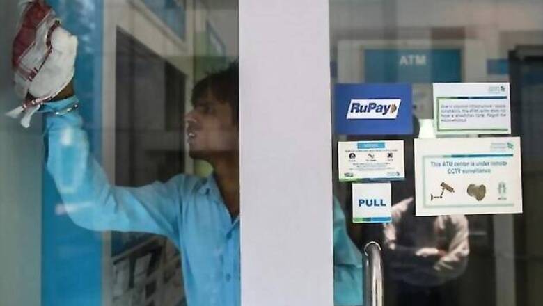 Indian banks turn to consumer loans to counter corporate slowdown