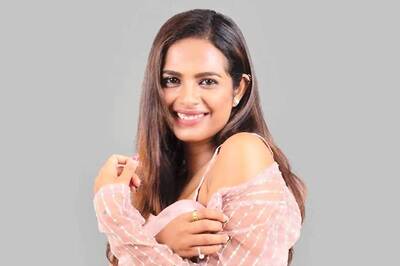 Bigg Boss Marathi 4: Rakhi Sawant and Amruta Dhongade Engage in Scuffle, Warned