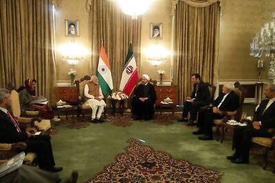 Modi Meets Iranian President; India to Sign Chabahar Port Deal