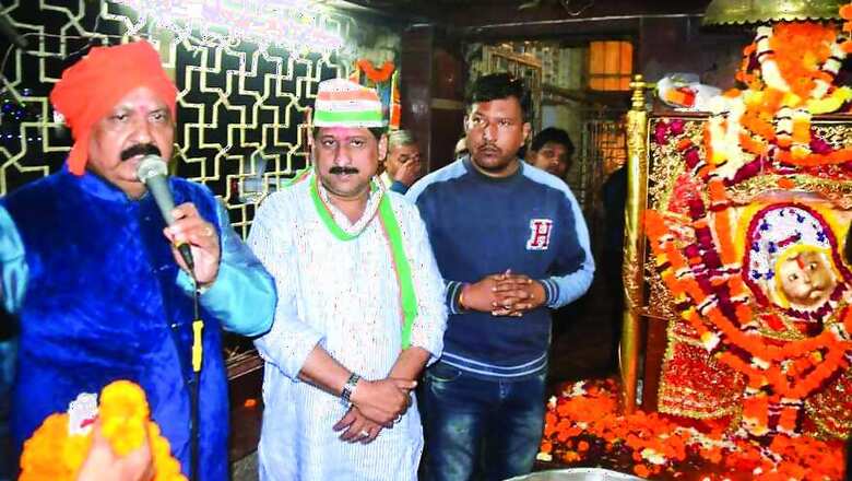 Congress’ 'Muslim Hardliner' Nominee’s Temple Visit Sends Ripples Across Political Circles in Bhopal