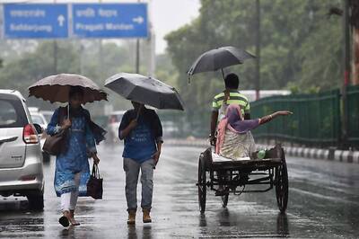 Delhi Reels Under Sultry Weather; Heavy Rains Likely Tomorrow