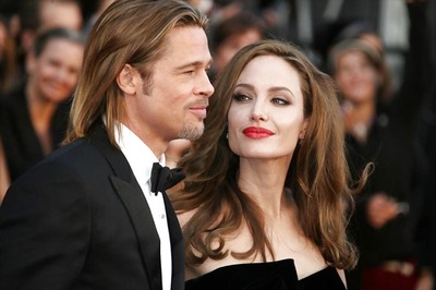 Angelina Jolie Has Google Alert on Estranged Husband Brad Pitt's Name?