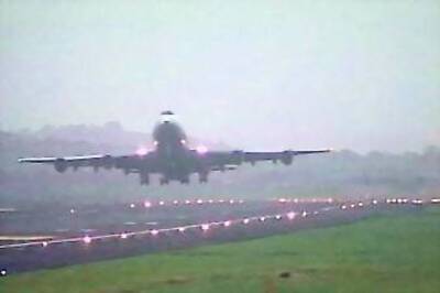 Government may cap economy air fares at Rs 20,000