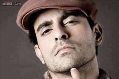 I prefer acting to hosting: Gautam Rode