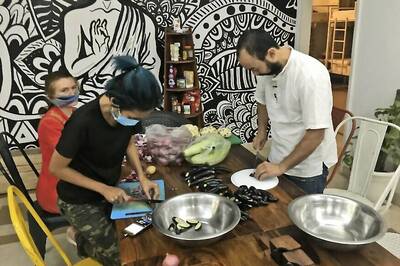 ‘Get us the Hell Out of Here’: Desperate Tourists Stranded by India Lockdown Told to Wait