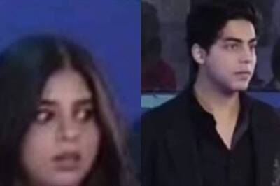 Aryan Khan and Suhana Khan Shocked as IPL Auctioneer Hugh Edmeades Collapses; See Photo