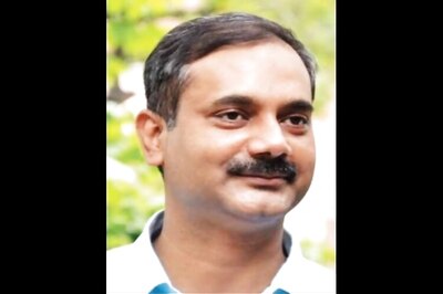 Kumar met Arvind Kejriwal after being quizzed by CBI