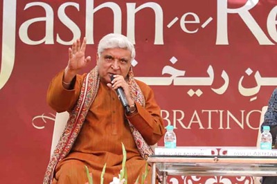 If You Want to Ban Burqa, Then Ghunghat Should Go Too, Says Javed Akhtar