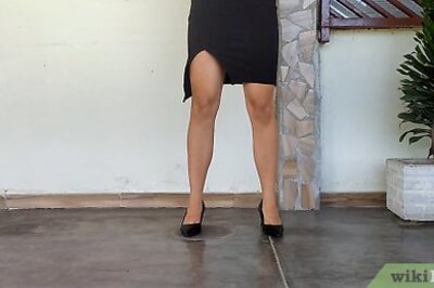 How to Dance the 1920s Charleston