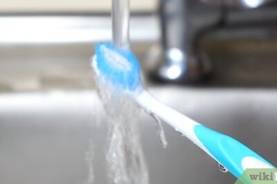 How to Sanitize a Toothbrush