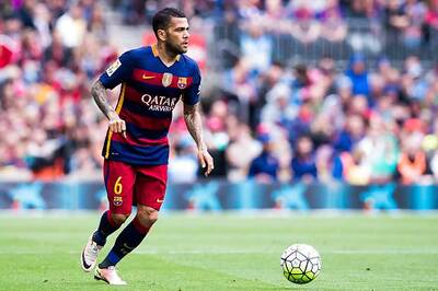 Barcelona Star Dani Alves to Leave Club