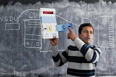 Sandeep Dikshit Demands Return to Paper Ballot, SP Says Restore Faith in Democracy