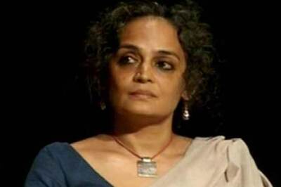 Case registered against Arundhati, Geelani