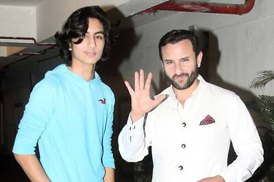 Ibrahim Ali Khan Posts Picture of Him Chilling in Pool; Internet Wonders If It's Dad Saif