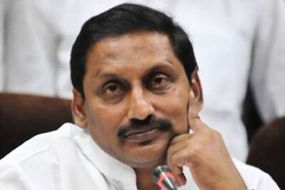 Kiran Kumar Reddy mulls new party with expelled Congress MPs