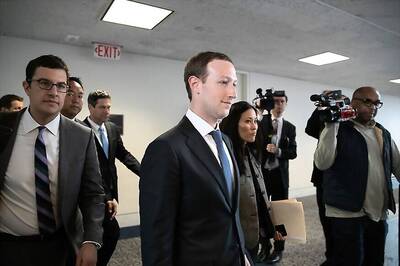 Zuckerberg Says Facebook is Working With Special Counsel Robert Mueller in Russia Probe