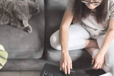 Liven Up Your Home Office With These Indoor Plants