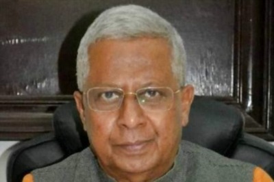 Meghalaya Governor Tathagata Roy Creates Storm over ‘Bengalis Mop Floors, Dance in Bars’ Remarks