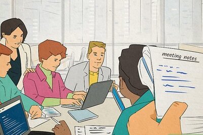 A Guide to Taking Better Meeting Notes (How to Take Notes Your Team Will Actually Use)