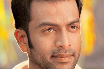 Southern actor Prithviraj to offer a script to Big B