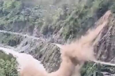 Uttarakhand: Rain-triggered Landslide Washes Away Part of Highway to Badrinath | WATCH