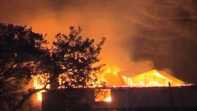 Australian bushfires leave one dead, 193 homes destroyed