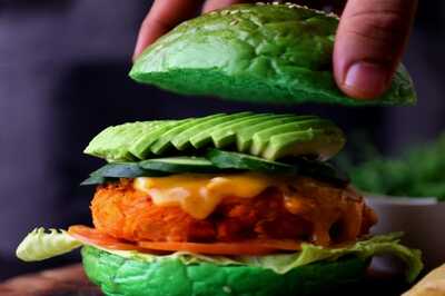 Enjoy The Most Amazing Homemade Burgers, Recipes Inside