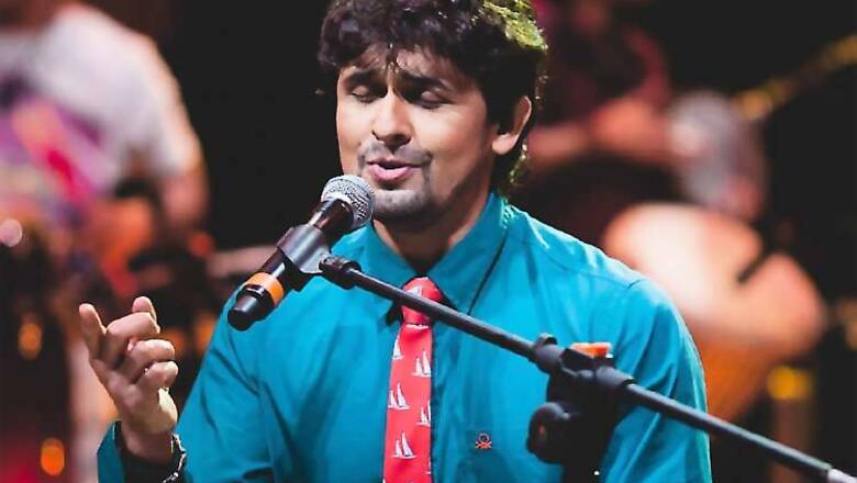 Sonu Nigam earns the wrath of a media channel after he tweets in support of AAP leader Kumar Vishwas