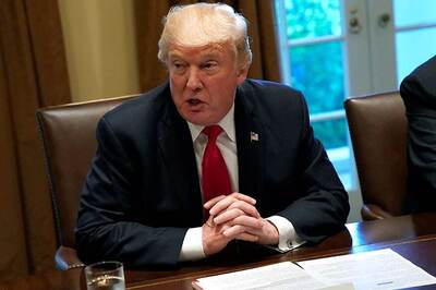 In Bow to NRA, Trump Throws Gun Purchase Age to States, Courts