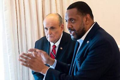 Giuliani Backs Republican Challenger To Georgia Governor