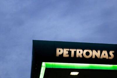 Malaysia's Petronas Signs First Term LNG Supply Deal in India