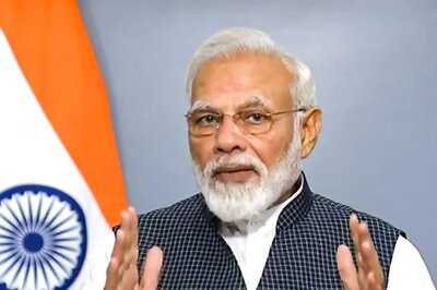 PM Extends Greetings to Soldiers on Infantry Day, Says it 'Personifies Diligence, Bravery'