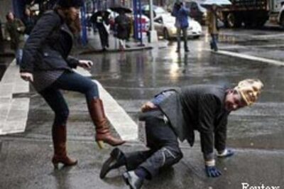 Your chance to kick Bush's butt