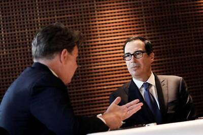 US Treasury's Steven Mnuchin Watching Chinese Yuan Weakness for Manipulation